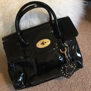 Shiny black purse